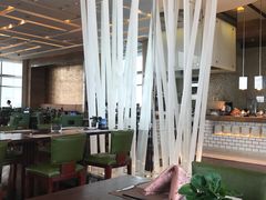 -湖景知味西餐厅•自助餐• 轻食(南京金茂威斯汀大酒店)