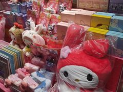 -名创优品(海珠乐峰广场店)