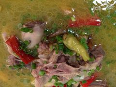 酸辣老土鸭汤-迎宾饭店
