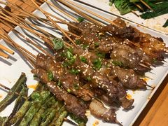 烤羔羊肉串-木屋烧烤(龙湖天街店)