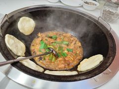 -鲁员外地锅鸡地锅鱼(古墩路店)
