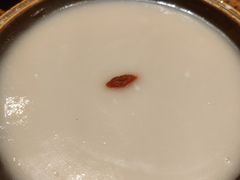 -老牌坊云南鱼豆花火锅(爱建店)