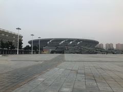 -文登区体育公园-停车场