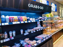 面包甜点陈列柜-巴黎贝甜(豪浦店)