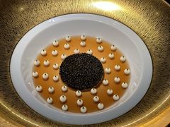 鱼子酱龙虾冻-L'ATELIER de Joel Robuchon(外滩18号店)