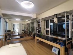 -简·无界健身工作室·运动康复·体态(石厦店)
