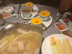 -左庭右院鲜牛肉火锅黑金店(陆家嘴中心店)