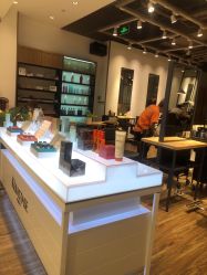 点击看大图 -Mentor Hair Salon