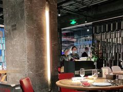大堂-四季民福烤鸭店(西单华威约饭街店)