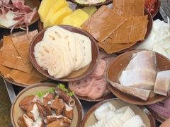 -黄潇洒老火锅(九眼桥宏济巷店)