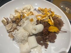 -黔蘑菇四季餐厅(观山湖店)