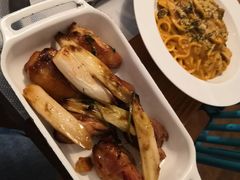 香草大葱烤鸡肉-Kitchen·Y洋厨房西餐厅(王府壹号店)