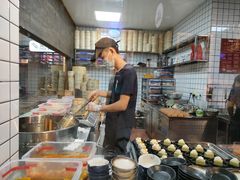-卤校长重庆火锅(国兴店)