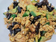 -津鲁园饭店