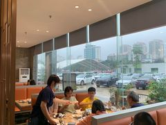 -德兴show鲜·蒸汽海鲜火锅餐厅(格创悦里店)