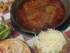 -赵美丽·重庆社区火锅·直营店(火车东站·中豪国际店)