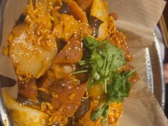 -红渡小香·牛肉麻辣香锅(车站南路店)