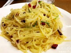 香辣土豆丝-牛鼎滨州菜