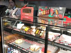 面包甜点陈列柜-星巴克(呼和浩特民族商场店)