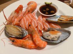 -怡咖啡海鲜自助餐厅(浦东香格里拉店)