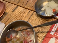 -成都你六姐·牛肉冒菜(上海环宇荟店)