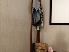 -颐而康·按摩·艾灸·足疗(南岸晶都店)