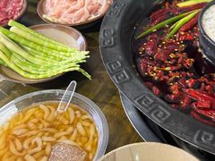 -黄潇洒老火锅(九眼桥宏济巷店)