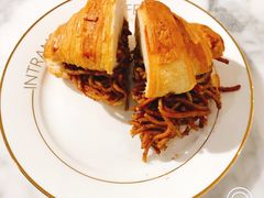 热干面可颂-不正咖啡(万达尊店)
