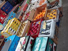 -上海龙吴水胜海发市场