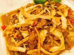 -蚝美人·生蚝海鲜烧烤(茶花园店)