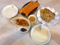 洪阳粿肉-兄弟深夜豆浆