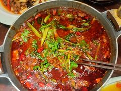 -万重锦·人文川菜馆(骡马市店)