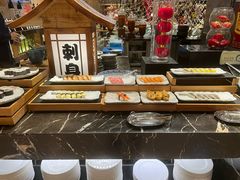 -广州万富希尔顿酒店·感趣自助餐厅·金秋蟹宴生蚝海鲜刺身