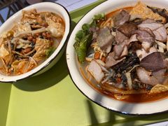 -丽丽三鲜螺蛳粉(田林路店)