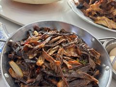 -丹水桥地锅鱼·翘嘴鲌·地方特色全鱼宴(丹江口大坝店)