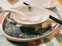 -樾餐厅泰式海鲜火锅(民歌湖店)