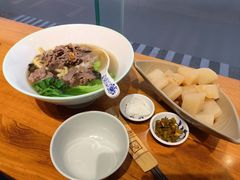 -甘掌门·化州驰名牛杂粉(越秀店)