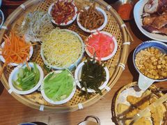 -包整·丝娃娃(一览甲秀楼风景店)