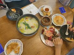 -桥香园云南过桥米线(红龙井店)