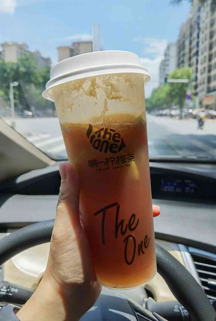 啊一柠檬茶(秀全店)-"啊一柠檬茶一直都很喜欢,家附近开了一家必.