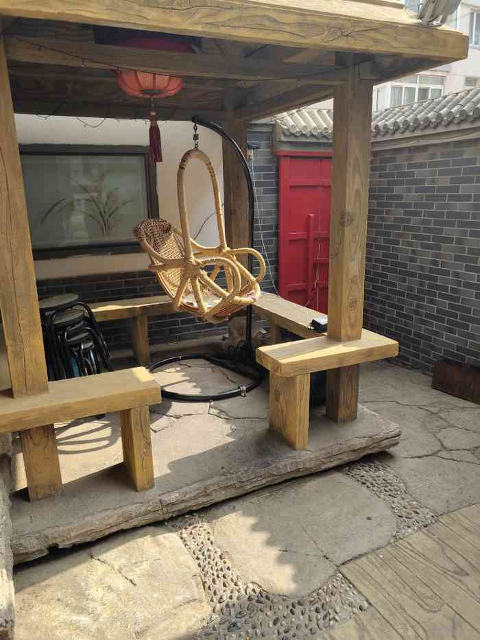 陶朱公馆精品农家菜-"味道不错,口味有点偏咸,这地点真是绝了,.