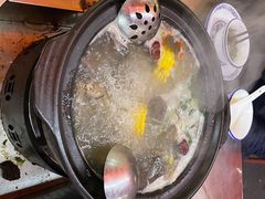 -蚝羊氣惠来羊肉火锅·高压锅生蚝