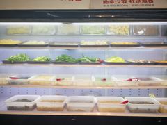 -牛知府云南菌汤鲜牛肉火锅(肖家湾店)