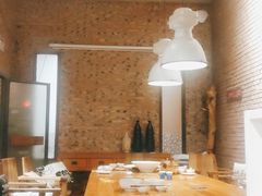 -苹果树下艺术餐厅(宋庄店)