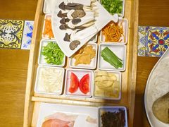 -芸南道·过桥米线(昆明老街旗舰店)