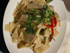 香菜拌豆皮-佰家小厨·南京菜(夫子庙店)