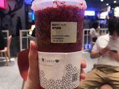 -奈雪的茶(湖滨银泰in77C区PRO店)