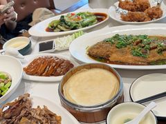 -梅利汴京烤鸭•开封豫菜地标店(东大街店)