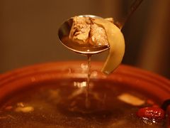 -有红鸡毛店·川菜(建设路店)