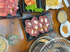 -韩风烤牛肉冷面店